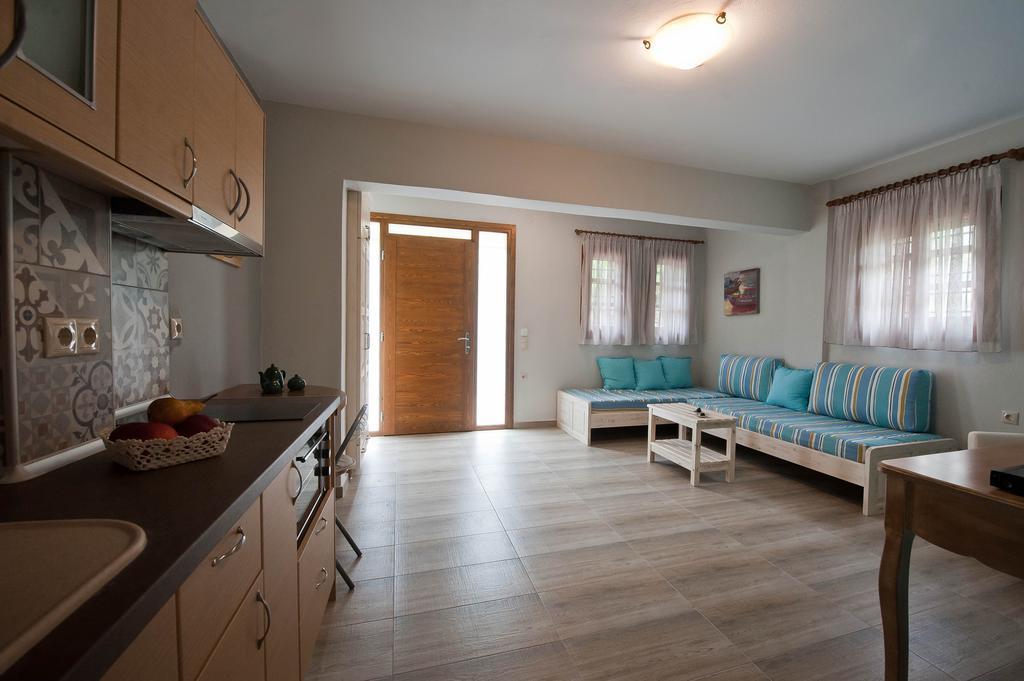 Sofia'S House Apartment Vourvourou Ngoại thất bức ảnh
