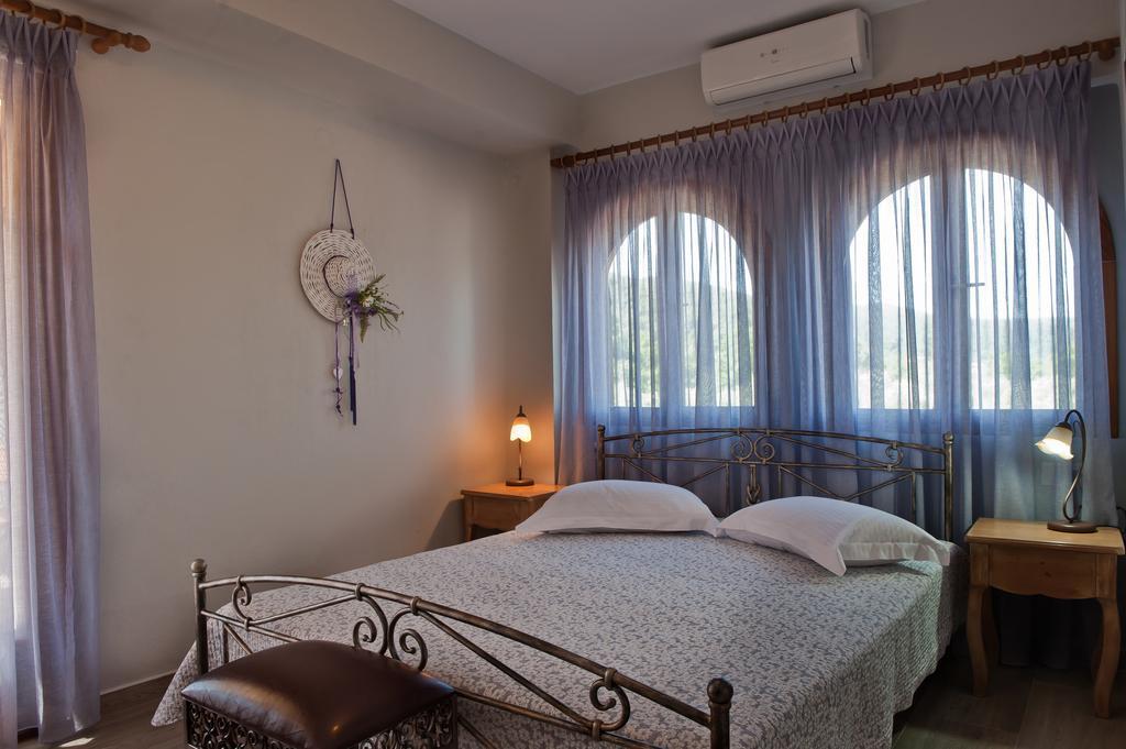 Sofia'S House Apartment Vourvourou Ngoại thất bức ảnh