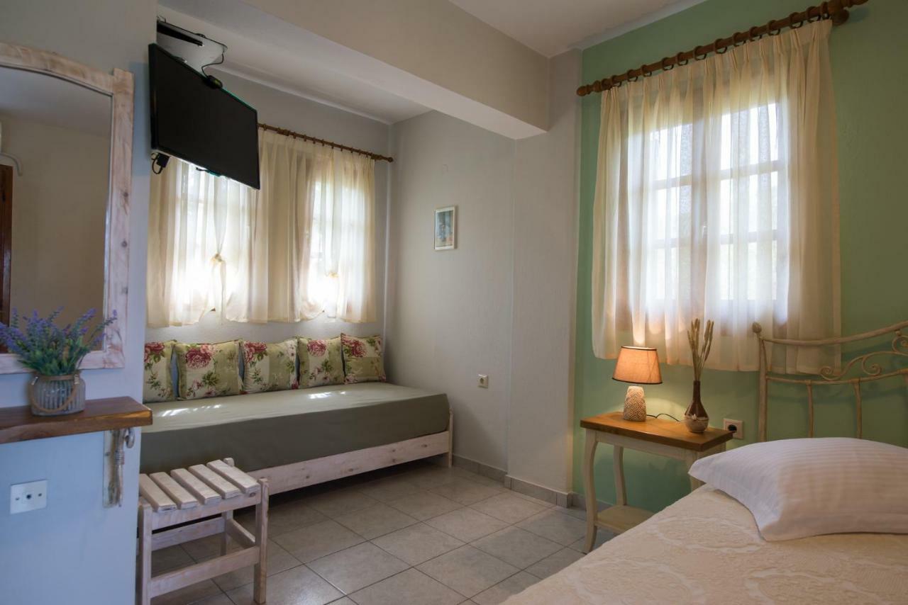 Sofia'S House Apartment Vourvourou Ngoại thất bức ảnh