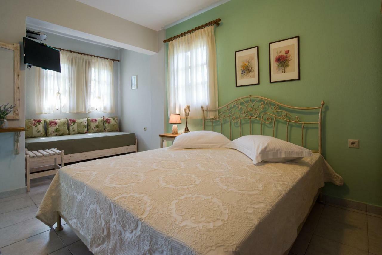 Sofia'S House Apartment Vourvourou Ngoại thất bức ảnh
