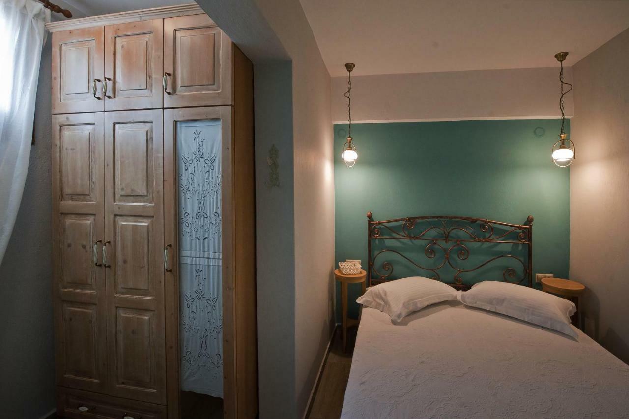 Sofia'S House Apartment Vourvourou Ngoại thất bức ảnh